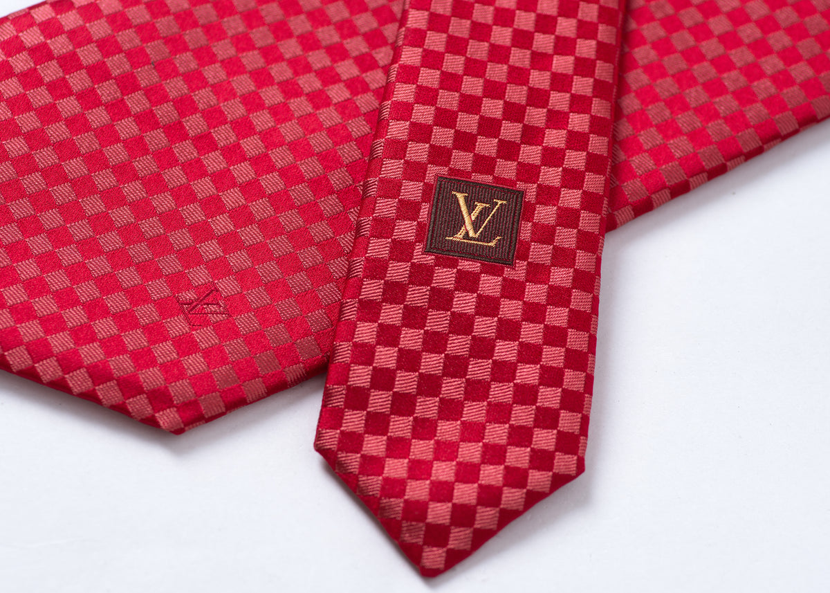 Louis Vuitton tie red silk Damier tip 8cm length 153cm Used Japan Fedex