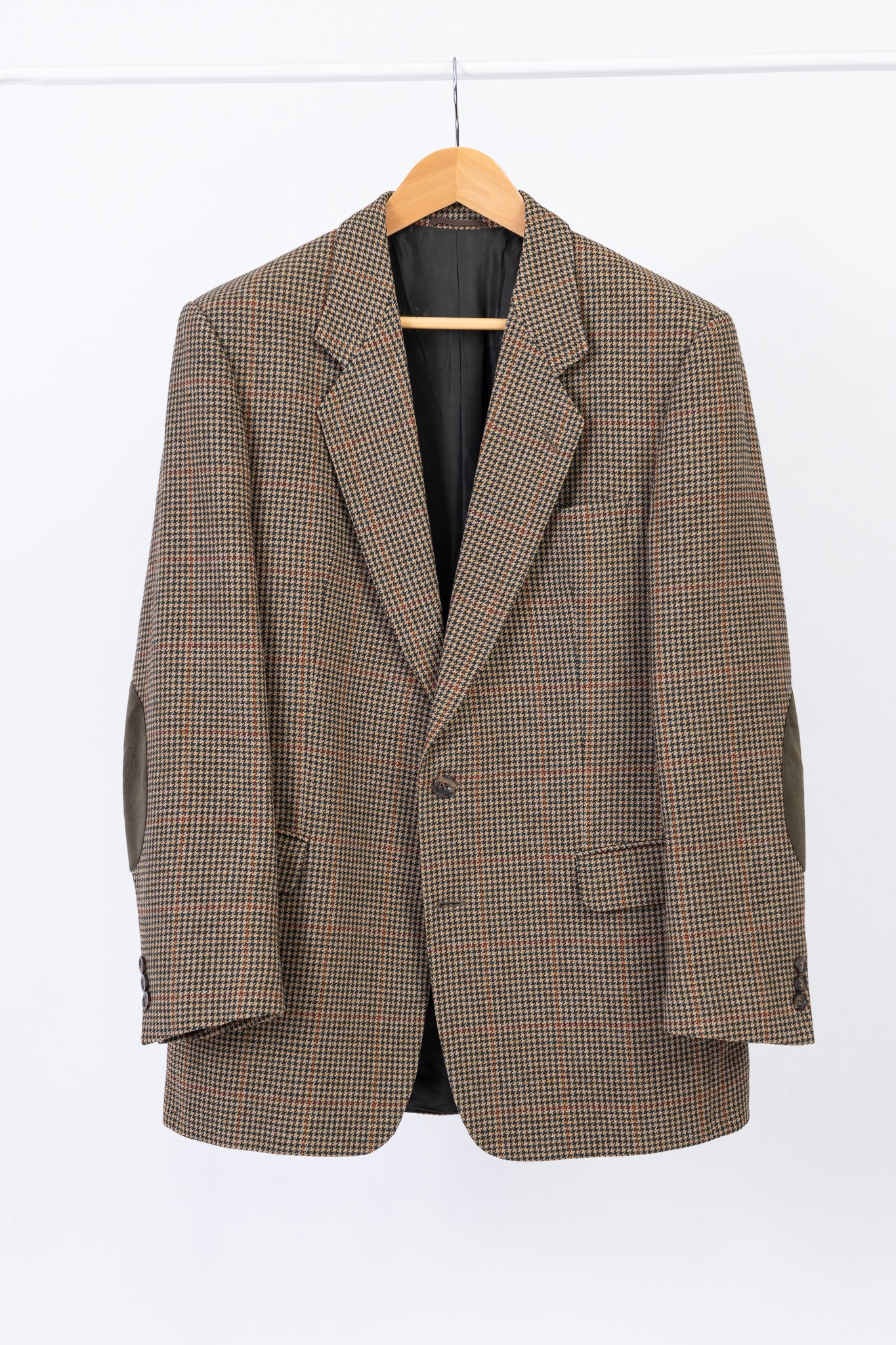 Burberrys 2 Button Houndstooth Khaki Brown Blazer, Size US 42, EU 52