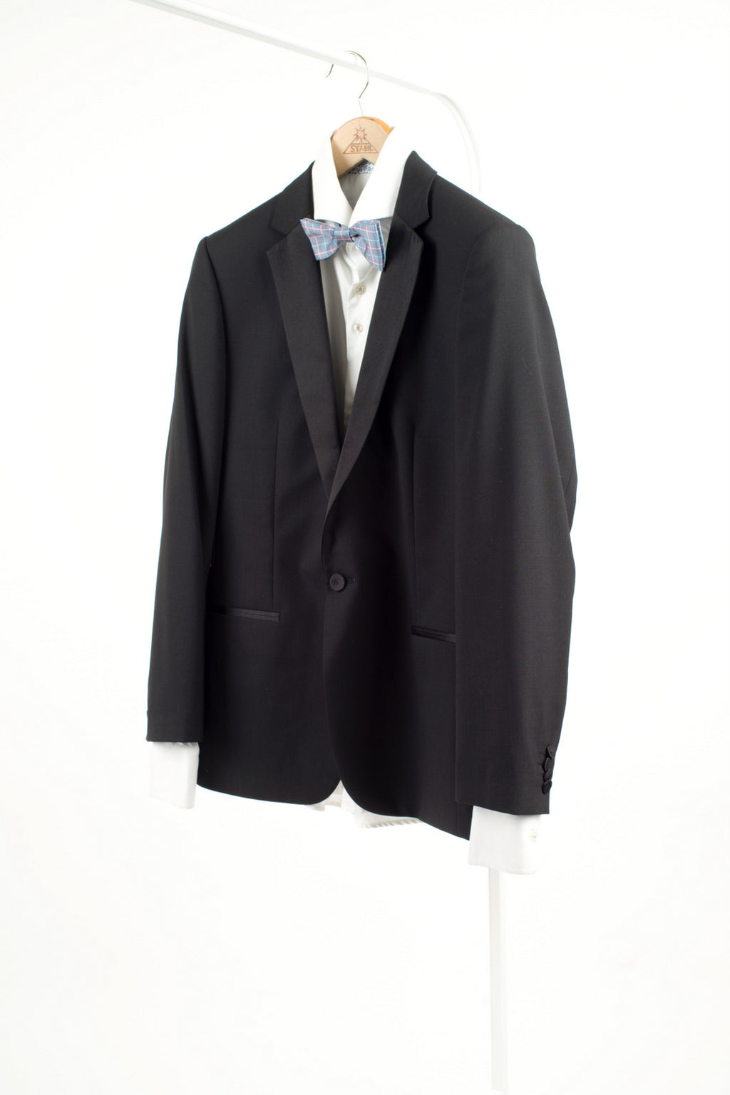 Hugo Boss Black Wool Slim Fit Tuxedo Jacket, US 38R, EU 48
