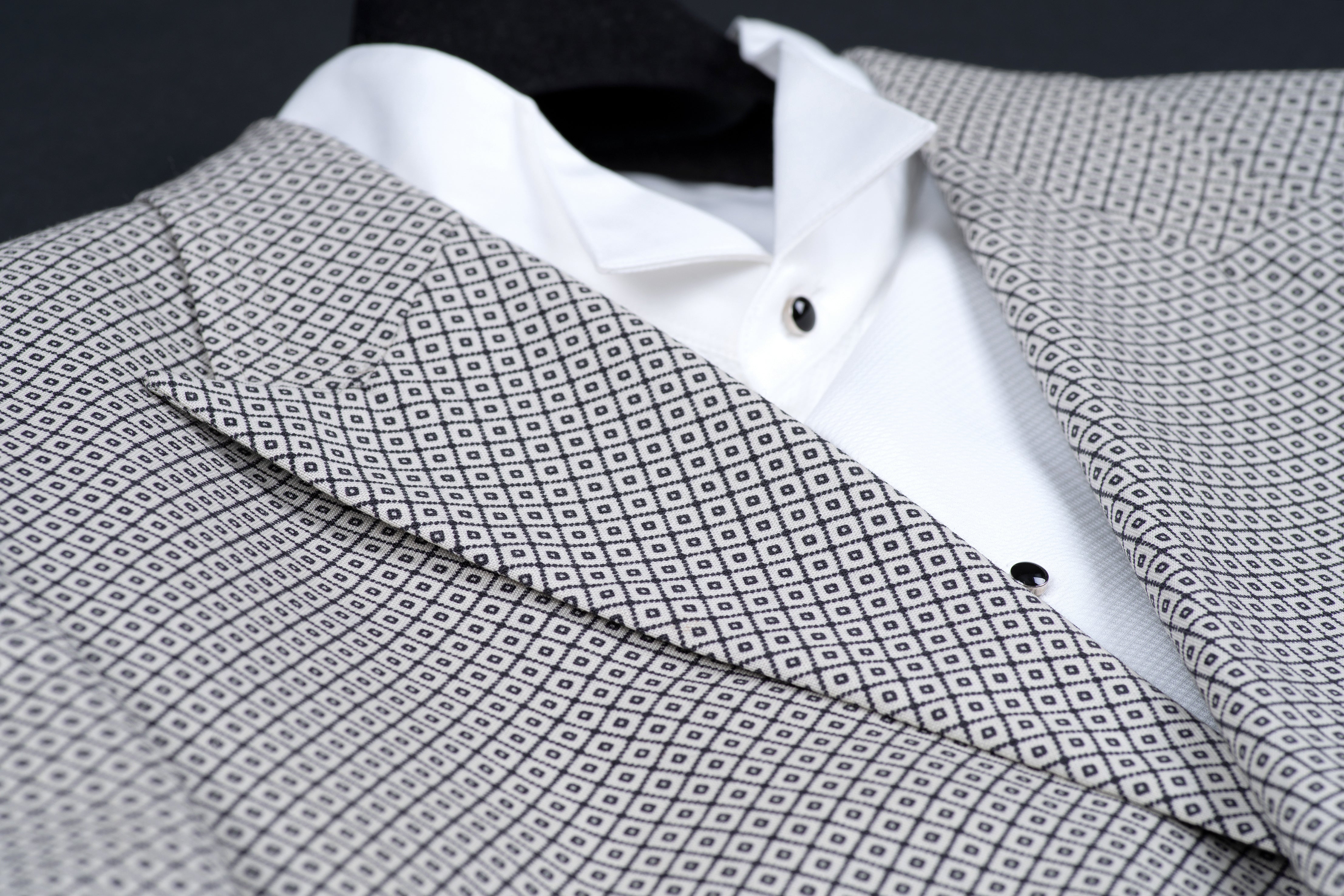 Versace Ecru White Peaked Lapels Lightweight Wool Blazer, EU 54L, USA 44L