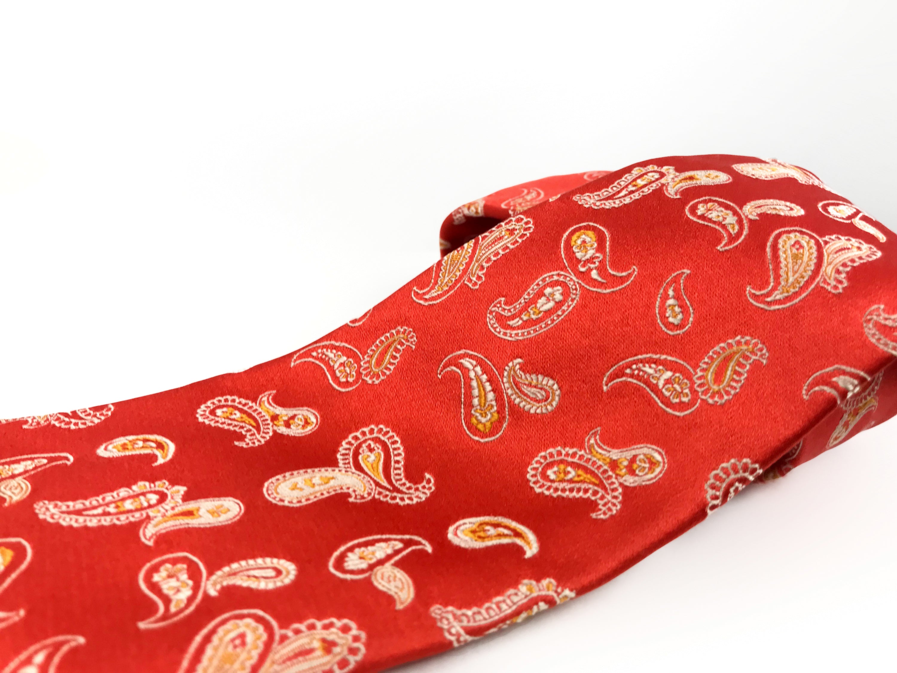 Kiton Napoli Coral Woven Silk Paisley Embroidered Tie - secondfirst