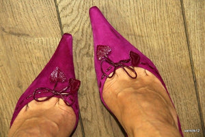 PURA LOPEZ Pointy Stiletto Heel Pumps In Fuchsia Suede EUR 38, UK 4.5, US 7 - secondfirst