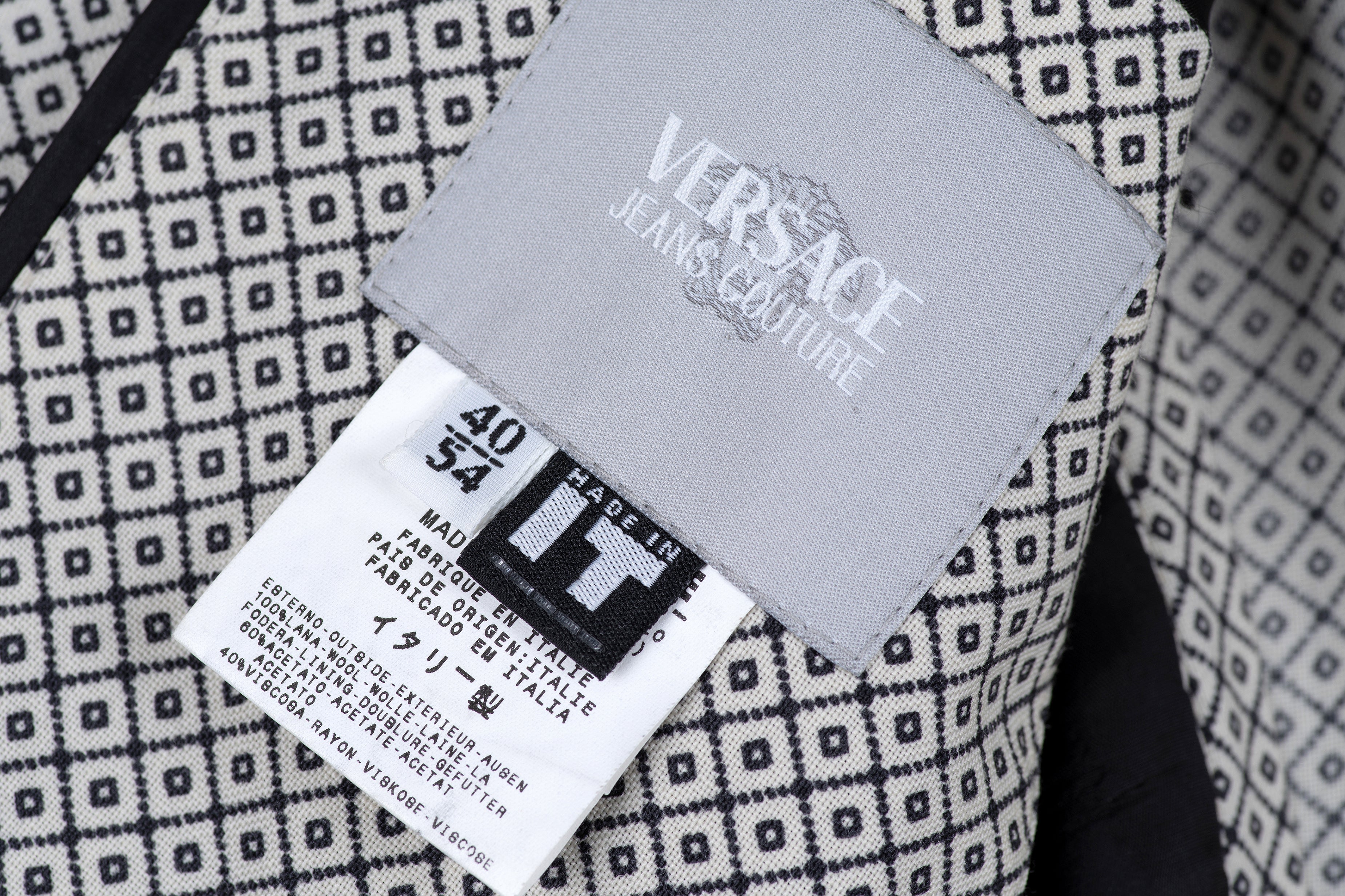 Versace Ecru White Peaked Lapels Lightweight Wool Blazer, EU 54L, USA 44L