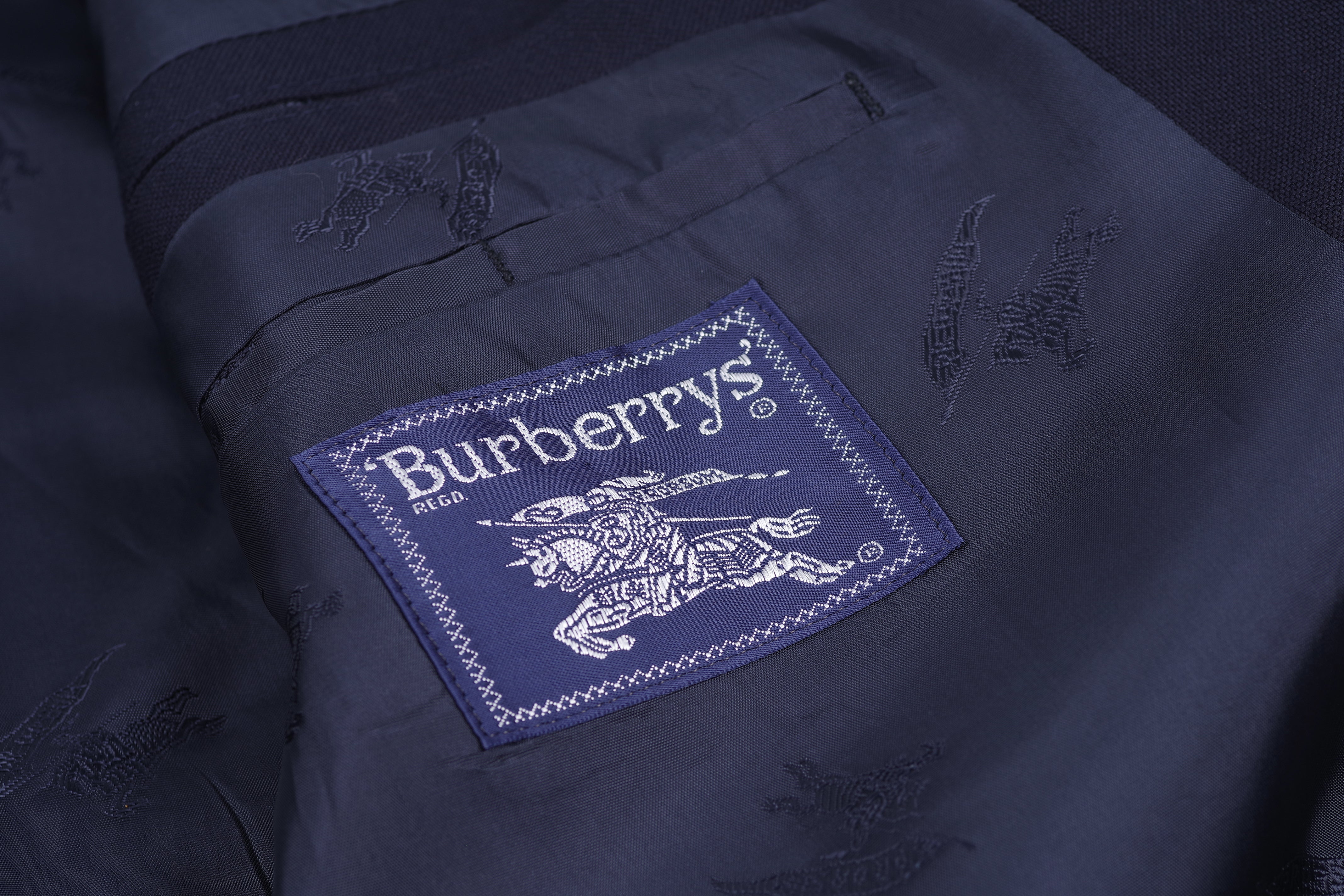 Burberry Vintage Men's Double Breasted Metal Buttons Blazer, EU 102, US 42L