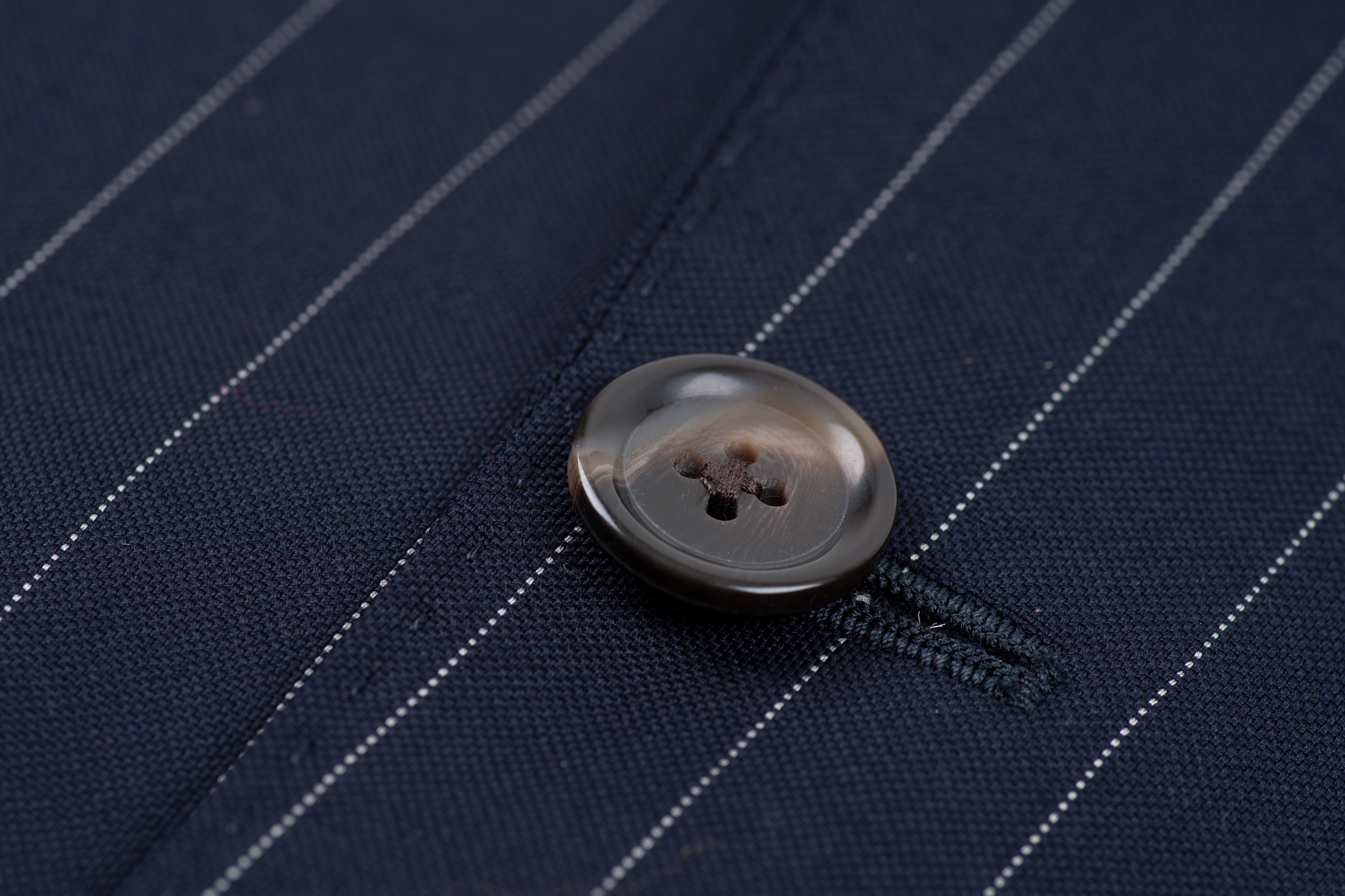 Suitsupply 2 Button Super 110's Wool Striped Navy Blazer US 36R, EU 46