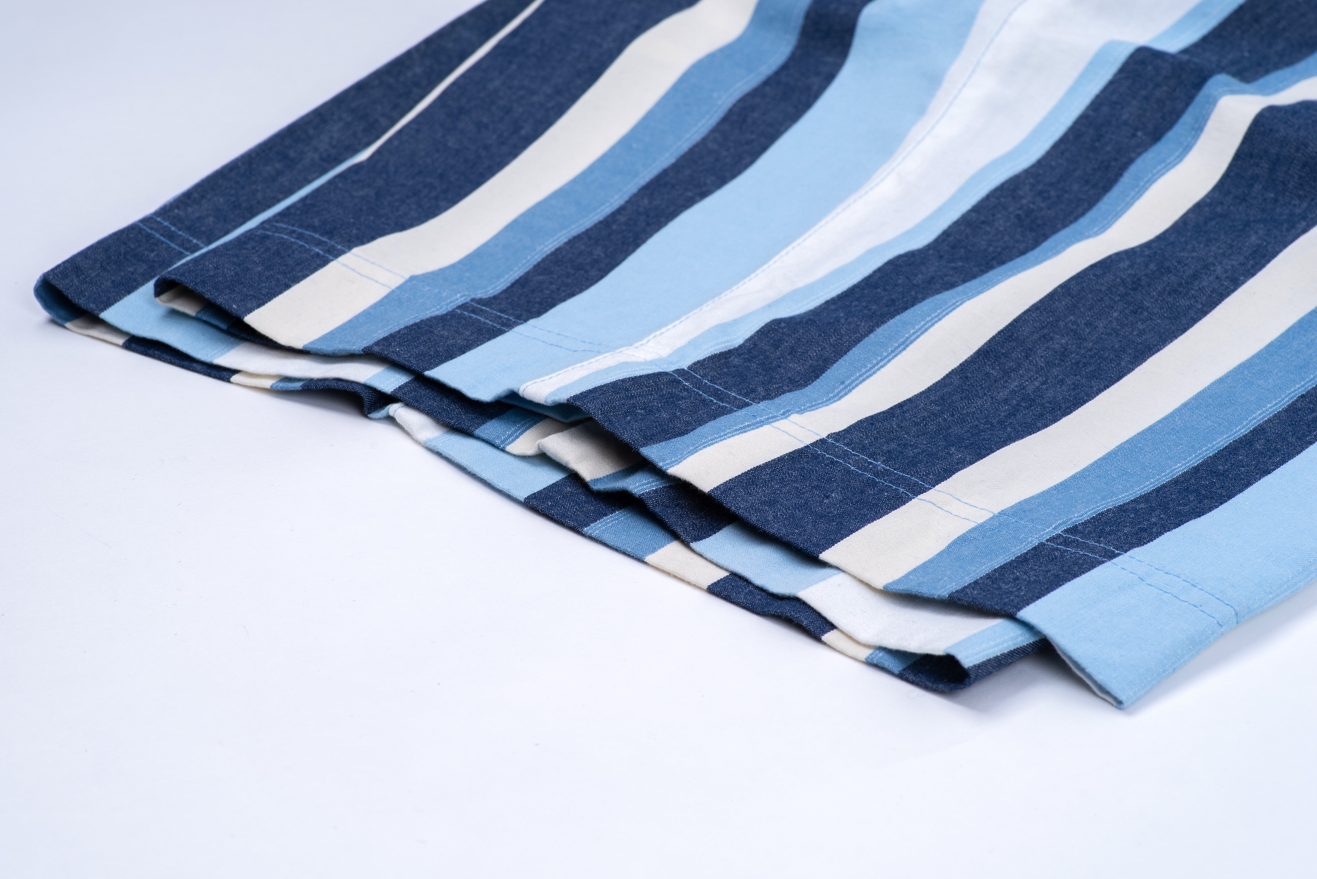 Gianfranco Ferre Striped Pleated Cotton Shorts, US 38, EU 52
