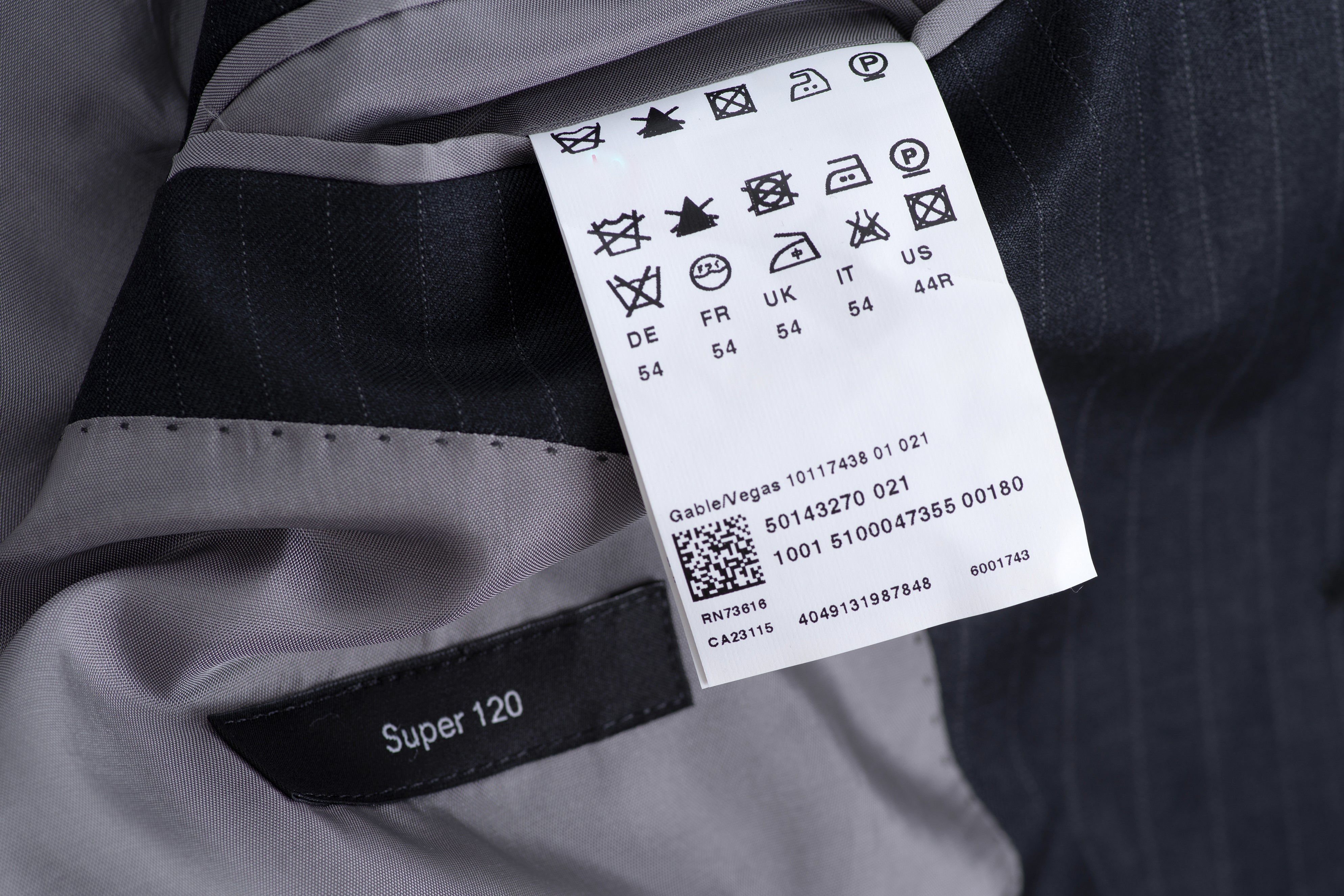 Hugo Boss Super 120's Wool Gray Striped 2 Pieces Suit, US 44R, EU 54