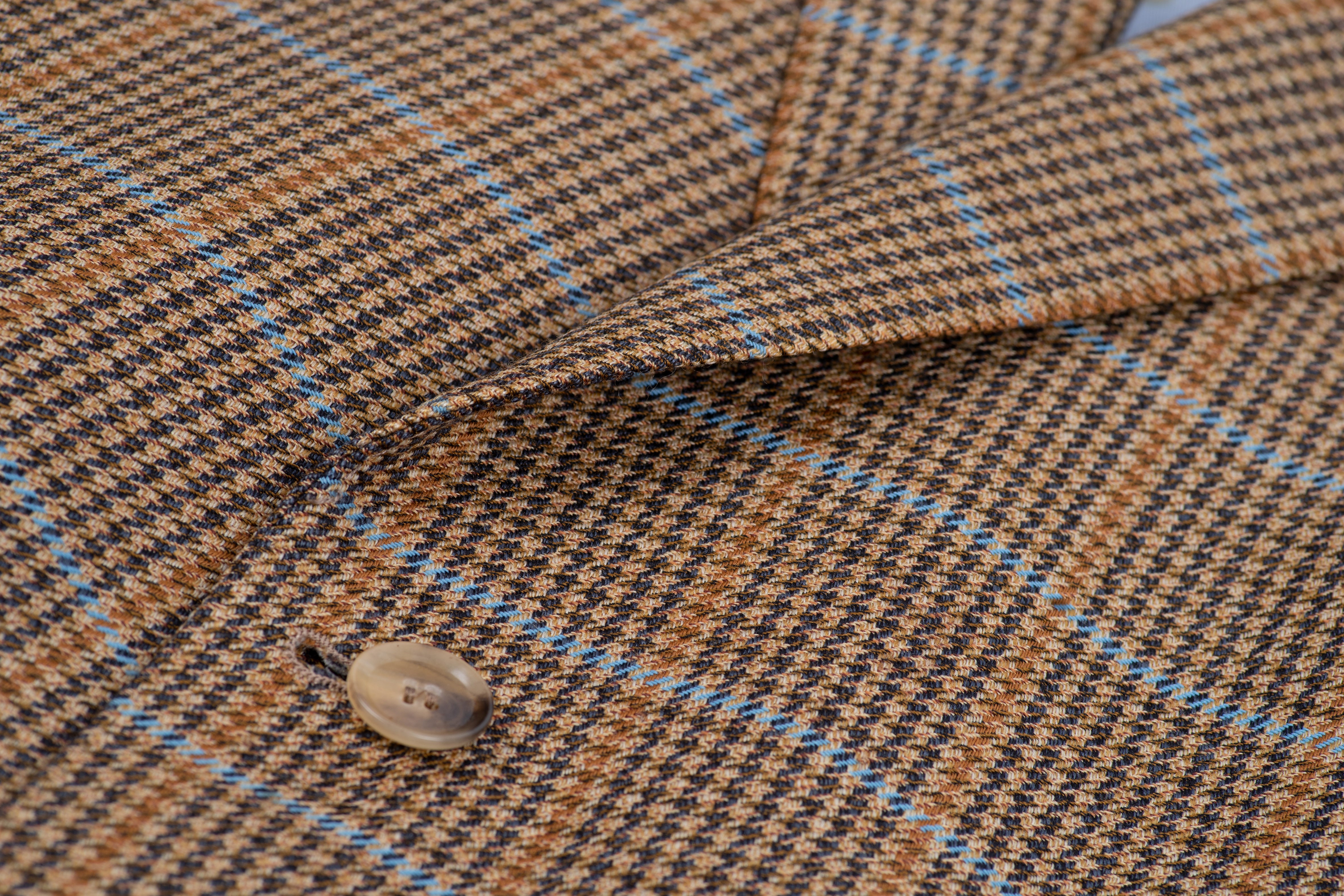 Burberry Plaid Houndstooth Wool Khaki Brown 2 Button Blazer, US 46S, EU 28
