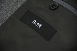 Hugo Boss 2 Button Gray Herringbone Blazer Jacket US 44R, EU 54 - secondfirst