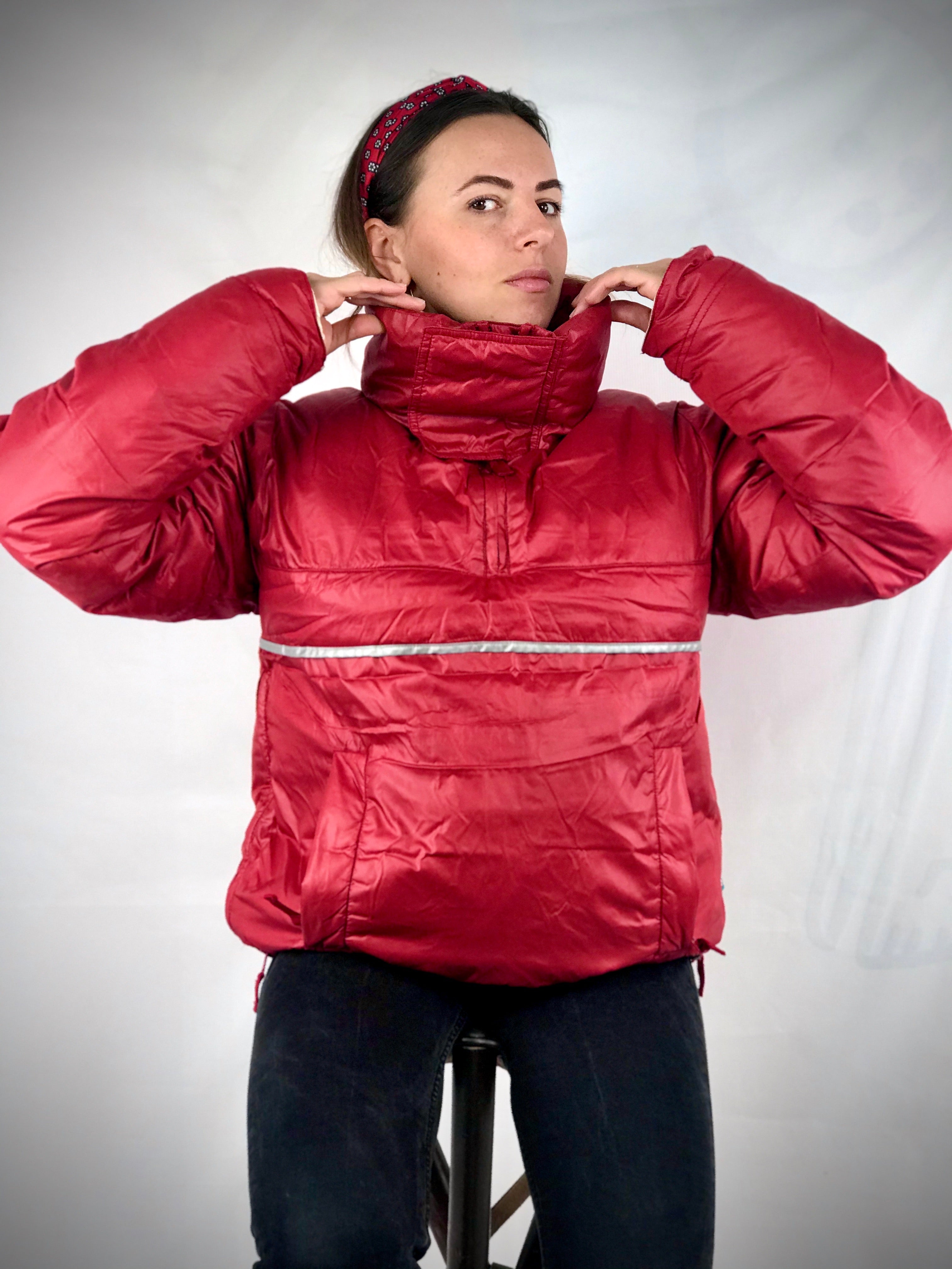 Cropped Sporty Puffer Down Pull Over Red Jacket SIZE L